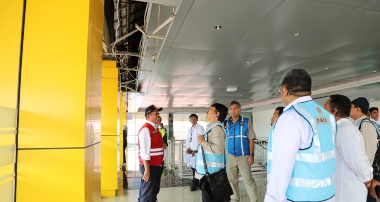 FOTO 30 Agustus_Peninjauan langsung pada sejumlah bandar udara yang terdampak gempa bumi di Provinsi Nusa Tenggara Timur. dok. hubud 3