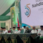 FOTO 31 Agustus_Pembacaan berita acara penetapan KH Abdul Hakim Mahfudz pada Muktamar Ke-35 NU Tambakberas, Jombang. (dok. nu.or.id)