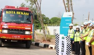 FOTO 5 Agustus_Pelepasan armada water trucking untuk mengantisipasi potensi kekurangan pasokan air bersih bagi masyarakat Kota Bekasi. dok. bekasikota.go.id