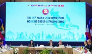 FOTO 6 Agustus_Direktorat Jenderal Perhubungan Darat Kementerian Perhubungan mewakili Pemerintah Indonesia 1