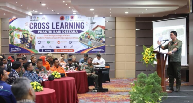 FOTO 6 Agustus_Diskusi Badan Nasional Penanggulangan Bencana (BNPB) yang dihadiri perwakilan pemerintah kabupaten_kota dan pelaku Destana di Kota Malang, Jawa Timur