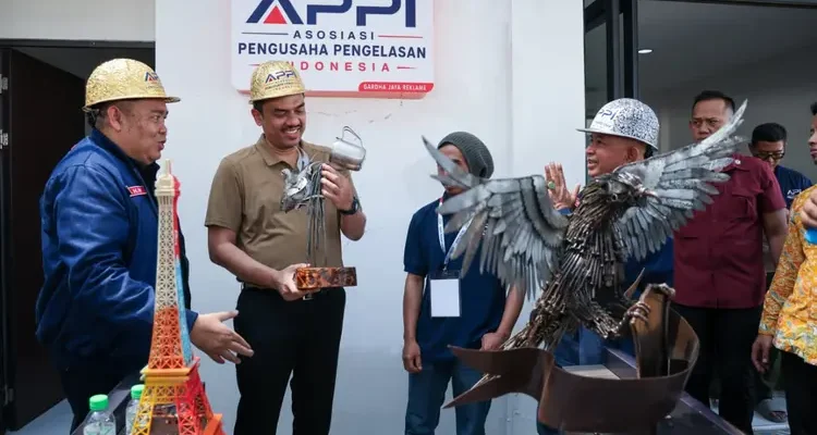 FOTO 9 Agustus_Menteri Usaha Mikro, Kecil dan Menengah (UMKM) Maman Abdurrahman di Deklarasi Nasional Asosiasi Pengusaha Pengelasan Indonesia (APPI) di Cikarang, Jabar