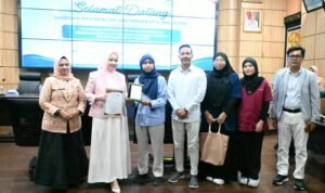 FOTO 13 Sept_Kunjungan dan program pengabdian masyarakat dari delegasi KPJ Healthcare University, Malaysia di Balai Kota Padang, Aie Pacah. dok. padang.go.id