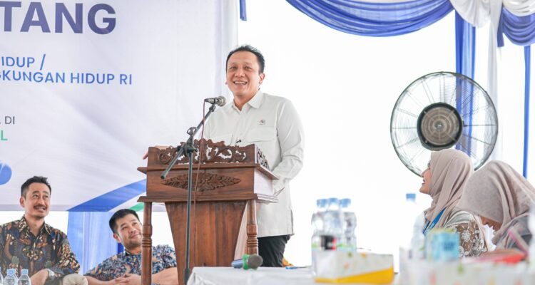 FOTO 15 Sept_Wakil Menteri Lingkungan Hidup_Wakil Kepala Badan Pengendalian Lingkungan Hidup (KLH_BPLH) Diaz Hendropriyono