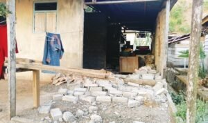 FOTO 2 Sept_Dampak kerusakan pada beberapa bangunan pasca gempa berkekuatan M5,5 mengguncang wilayah Kabupaten Halmahera Tengah, Provinsi Maluku Utara. dok. bpbdkab