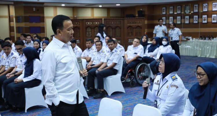 FOTO 22 Sept_Kegiatan Penguatan SMK PAU Melalui Sertifikasi Kompetensi Jajaran Direksi Perusahaan Angkutan Umum 2 INI