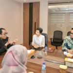 FOTO 24 Sept_Pertemuan Wamenperin Riza dan Direktur Utama PT Tokopedia, sekaligus Senior Director Tokopedia dan TikTok Shop Indonesia Vonny Ernita Susamto beserta jajarannya.