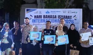 FOTO 28 Sept_Peringatan Hari Bahasa Isyarat Internasional 2026 yang berlangsung di kawasan Kota Tua Padang. dok. padnag.go.id