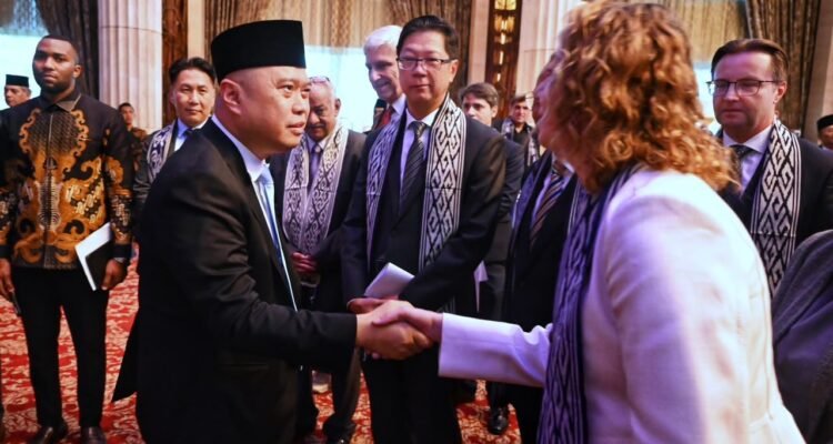 FOTO 29 Sept_Menhub di dewan ICAO 2 INI