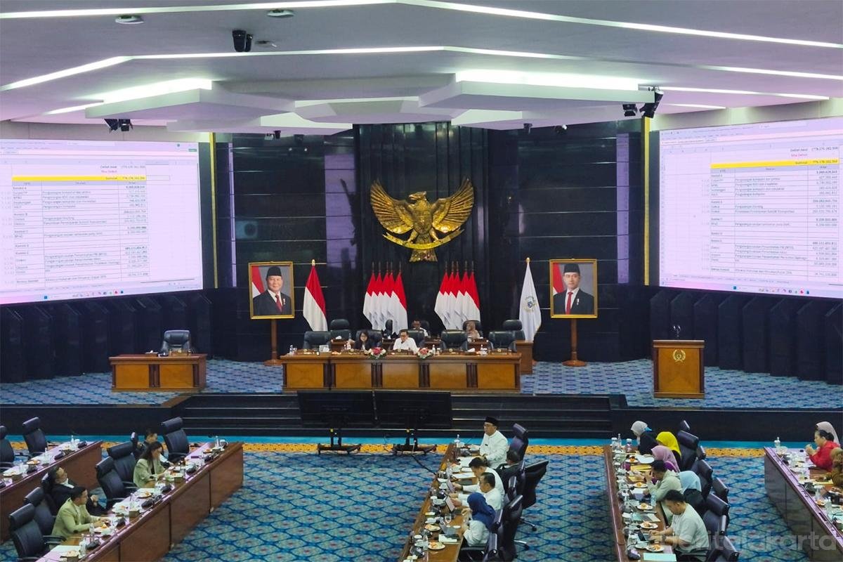 Pramono Pastikan Penyusunan APBD Perubahan 2026 Utamakan Prinsip Kehati-hatian