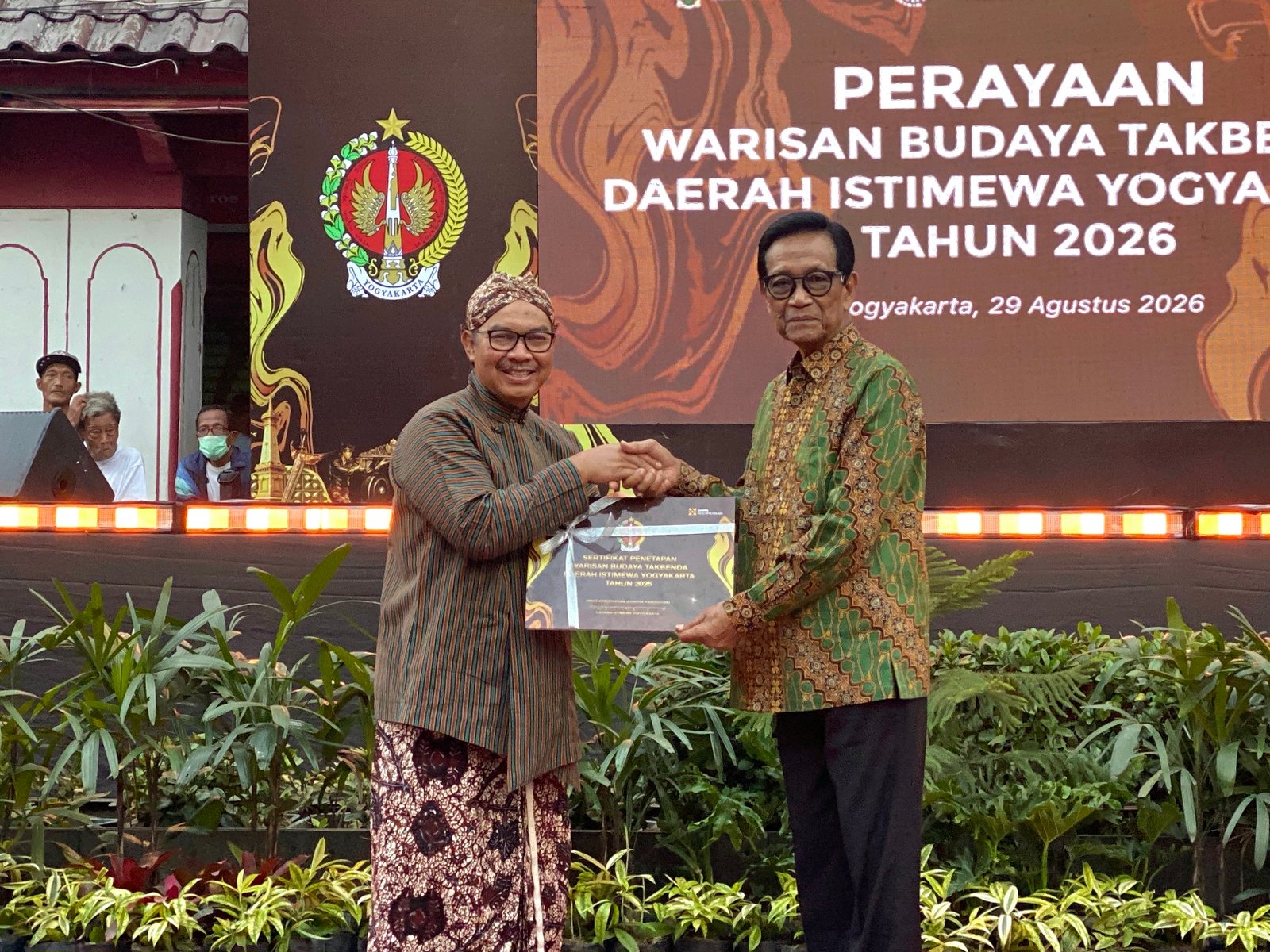 FOTO 31 Agustus_Penyerahan sertifikat Warisan Budaya Takbenda (WBTb) Indonesia melalui Gubernur Daerah Istimewa Yogyakarta Sri Sultan Hamengku Buwono