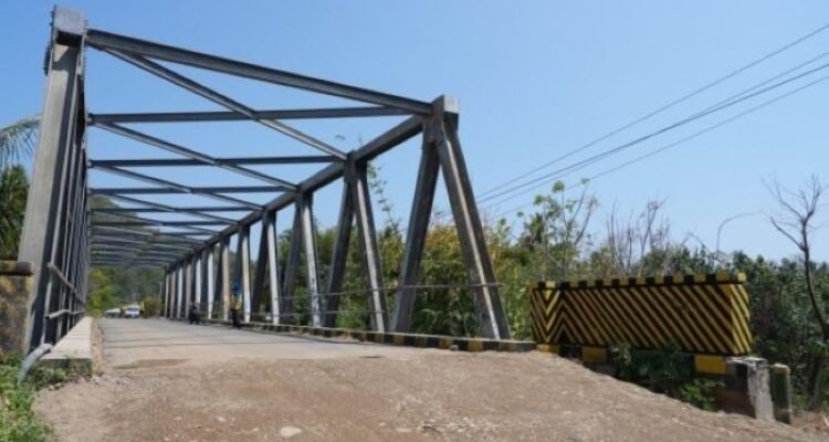 FOTO 4 Sept_Salah satu jembatan yang baru selesai dibangun pascagempa di Nusa Tenggara Timur. dok. pu.go.id INI