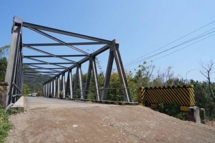 FOTO 4 Sept_Salah satu jembatan yang baru selesai dibangun pascagempa di Nusa Tenggara Timur. dok. pu.go.id INI