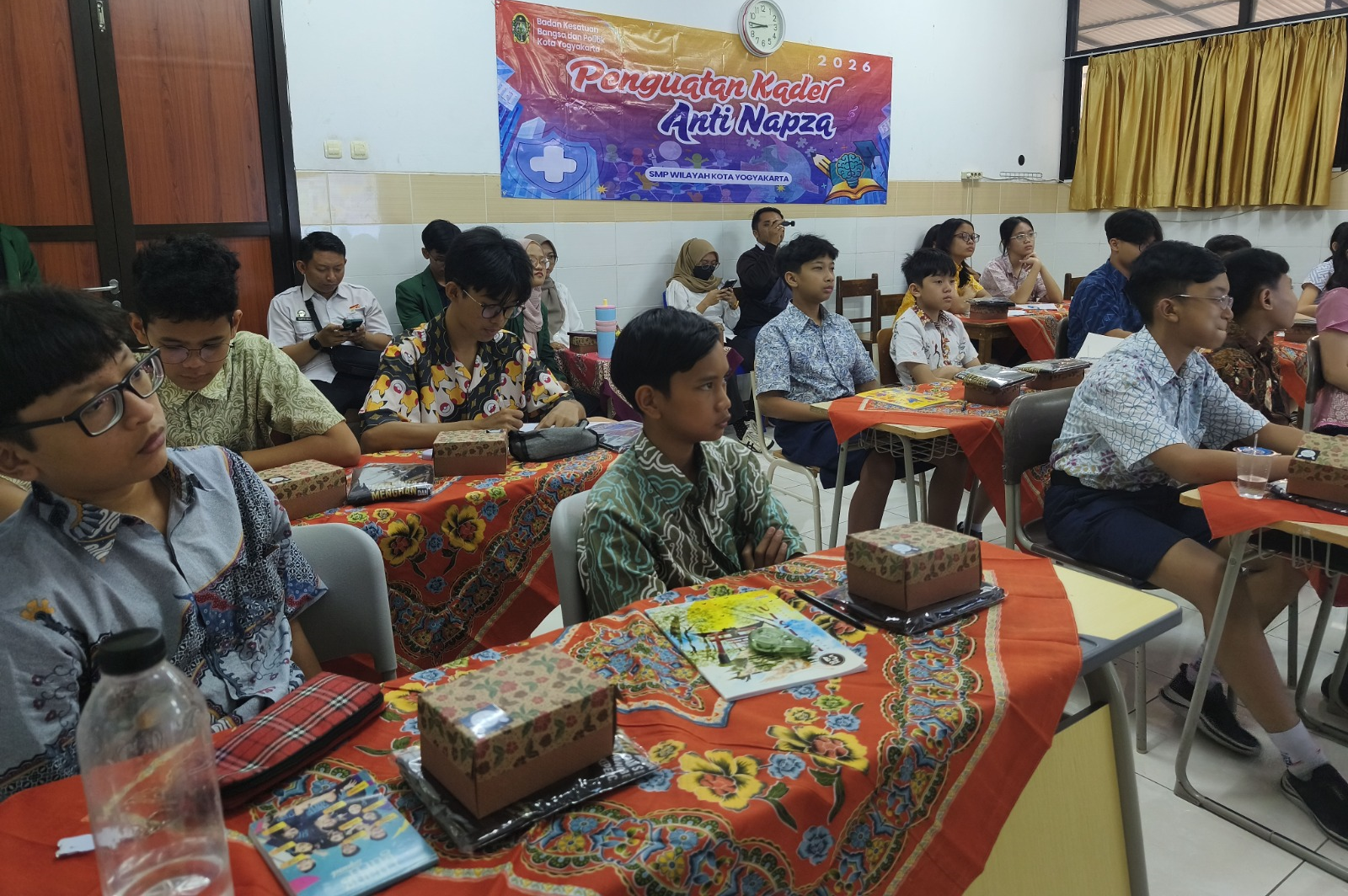 FOTO 5 Sept_Anak - anak Sekolah Menengah Pertama (SMP) di Kota Yogyakarta. dok. jogjakota.go.id INI