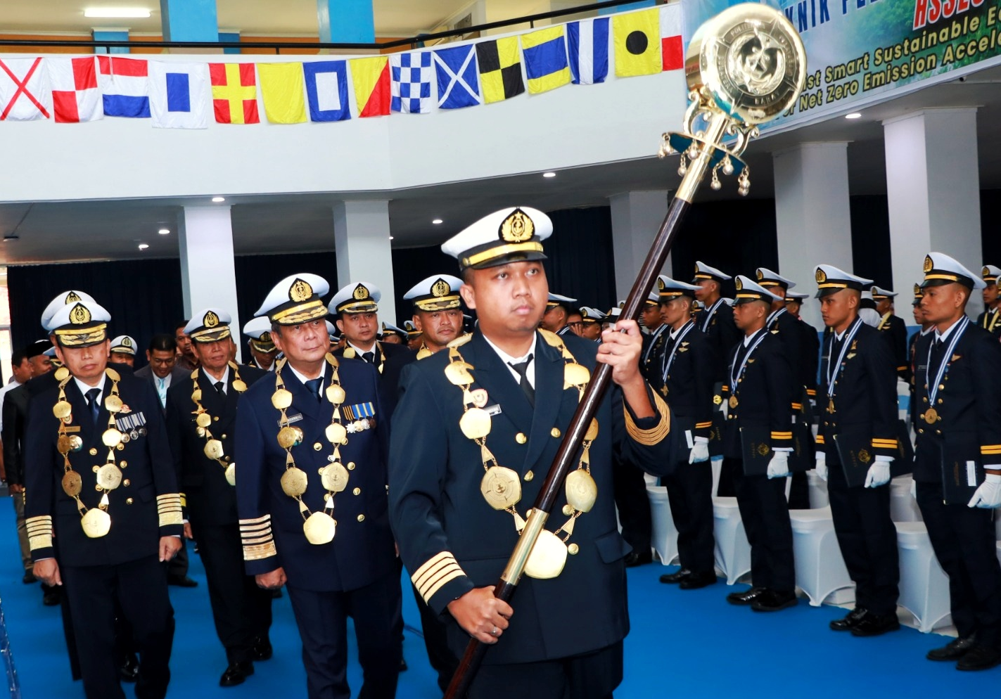 FOTO 5 Sept_Sidang Senat Terbuka ke-X Perwira Transportasi Laut Program Diploma III dan Diploma IV Politeknik Pelayaran Sumbar 1