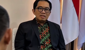 FOTO 5 Sept_Wamenperin menerima audiensi pameran batik
