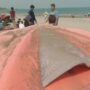 FOTO 6 Sept_Sebaran abu vulkanik Gunung Anak Krakatau terpantau di wilayah Kecamatan Anyer, Kabupaten Serang, Banten INI INI