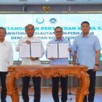 FOTO 1 Okt_Penandatanganan dokumen Perjanjian Kerja Sama (PKS) antara Direktorat Jenderal Perikanan Budi Daya