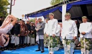 FOTO 11 Okt_Bupati dan Wakil Bupati Indramayu Lucky Hakim, serta Syaefudin mendampingi Wakil Gubernur Jawa Barat Erwan Setiawan. dok. jabarprov.go.id