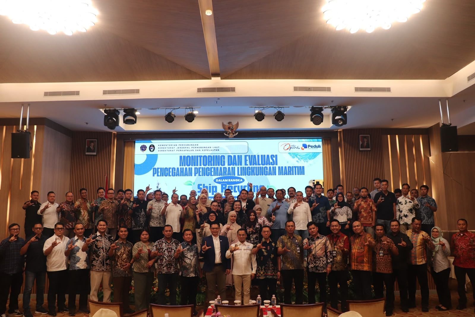 FOTO 12 Okt_Kegiatan Monitoring dan Evaluasi Pencegahan Pencemaran Lingkungan Maritim 2 INI