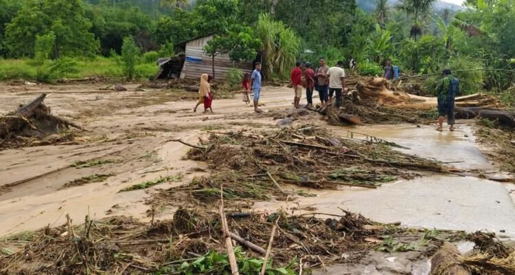 FOTO 12 Okt_Kondisi wilayah terdampak banjir dan tanah longsor di Kabupaten Gayo Lues, Provinsi Aceh INI