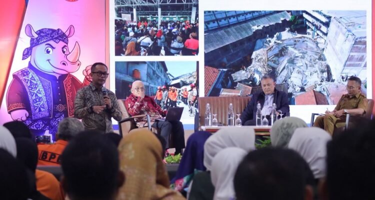 FOTO 13 Okt_Seminar Nasional Kesiapsiagaan Bencana Kegagalan Teknologi Industri di Kota Cilegon, Banten. dok. bnpb INI