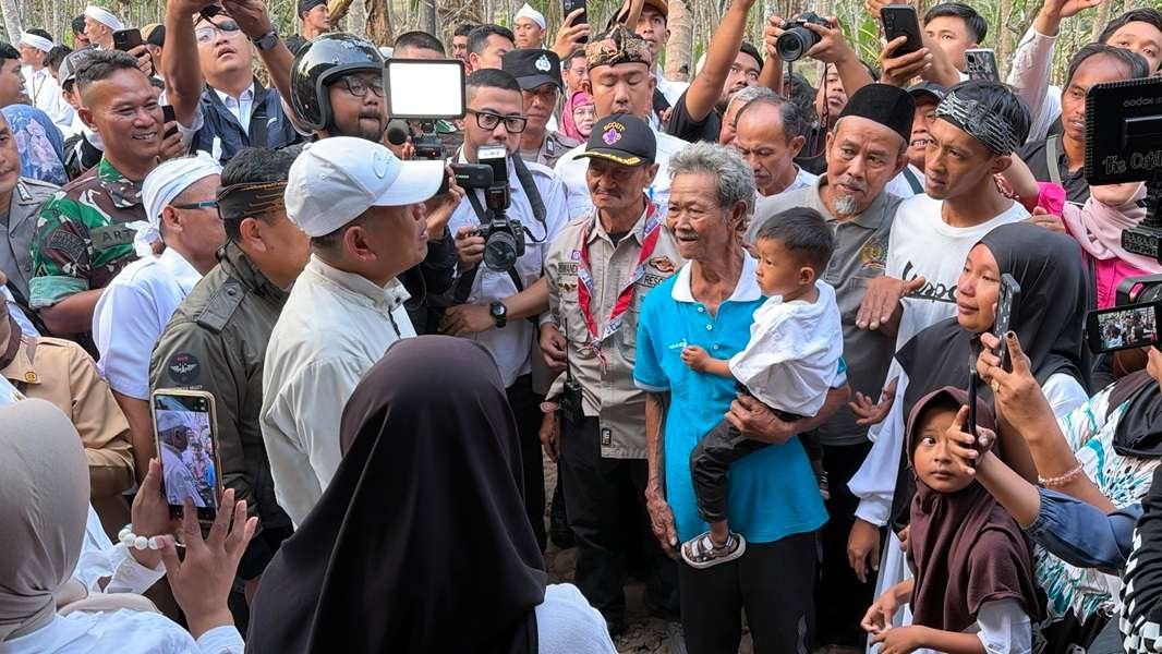 FOTO 17 Okt_Kegiatan Abdi Nagri Ngaprak Lembur #2, yang dilaksanakan di Desa Kaso, Kecamatan Tambaksari, Kabupaten Ciamis. jabaroprov