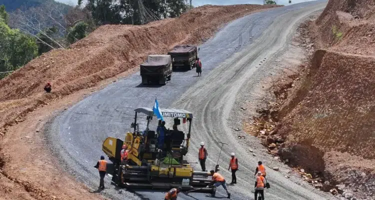 FOTO 18 Okt_Kementerian Pekerjaan Umum melanjutkan pembangunan Jalan Trans Papua Ruas Jayapura - Wamena. dok. kementerianpu