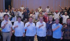 FOTO 2 Okt_Kegiatan Lokakarya Forum Wartawan Perhubungan Membangkitkan Kesadaran Keselamatan, Keamanan dan Kenyamanan Transportasi di Bandung, Jawa Barat 21