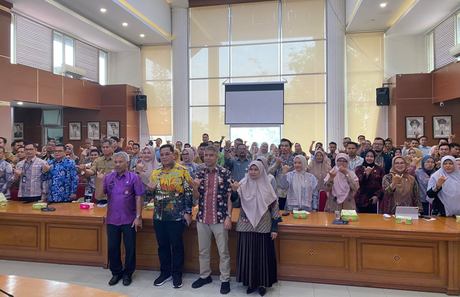 FOTO 25 Okt_Rapat Koordinasi Sinergi Pengelolaan SP4N-LAPOR! Pemerintah Provinsi Sumatra Barat yang digelar di Aula Pemerintah Kota Bukittinggi. sumbarprov