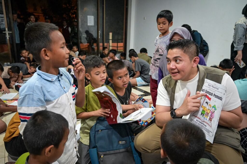 FOTO 28 Okt_Sekretaris Kabinet Teddy Indra Wijaya meninjau Sekolah Rakyat Terintegrasi di Cikarang, Kabupaten Bekasi, Provinsi Jawa Barat. dok. humassetkab