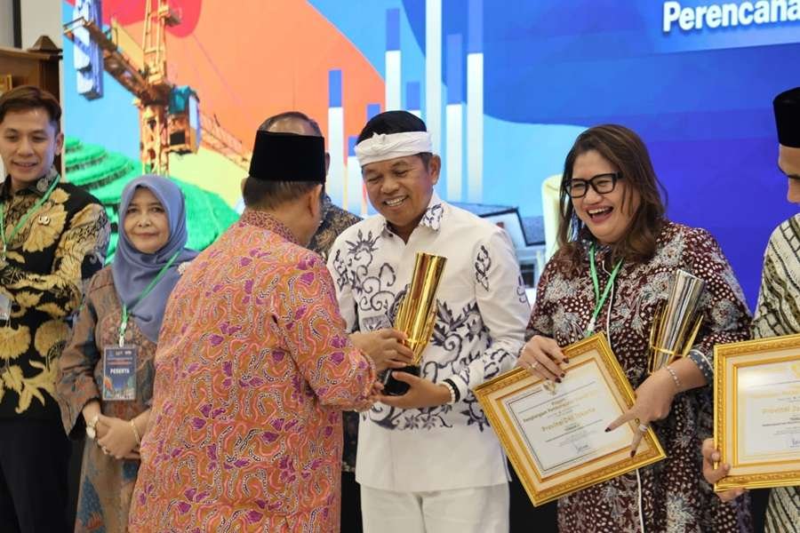 FOTO 7 Okt_Predikat Terbaik I pada Penghargaan Pembangunan Daerah (PPD) Tahun 2026 dengan kategori Pemerintah Provinsi di Tingkat Nasional. jabarprov